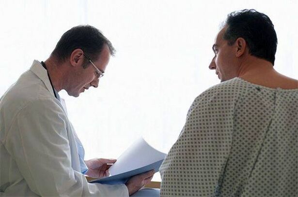 zdravnik bolniku predpiše zdravila za prostatitis